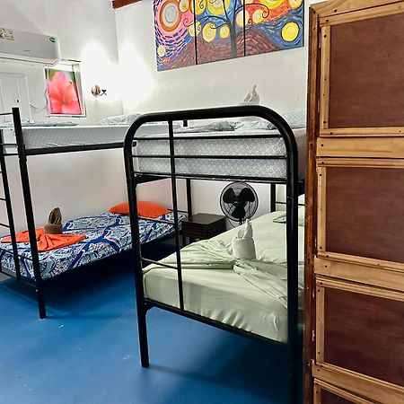 Luminosa Uvita Hostel Esterno foto