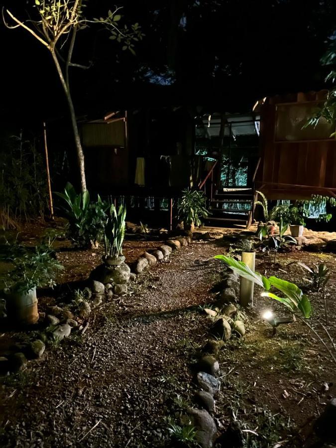 Luminosa Uvita Hostel Esterno foto